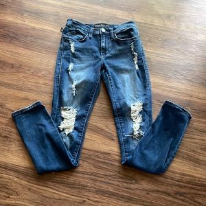 Rock & Republic skinny distressed jeans